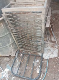 جربايه حديد نفر واحد تطبك وتنفتح   العدد ٢  للبيع العنوان بغداد   راسل...