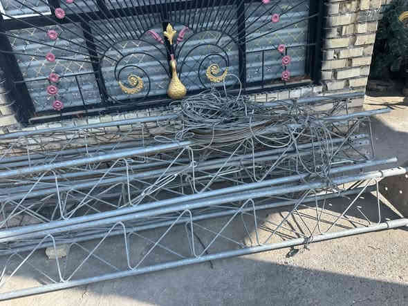 حديد ٣٥G نضيف كلش  ٢١ متر مع اسلاك وفراكات كامله سعره ب ٢٥٠ الف قفل 
موجود خاص واتساب وهاذه رقمي ***********
