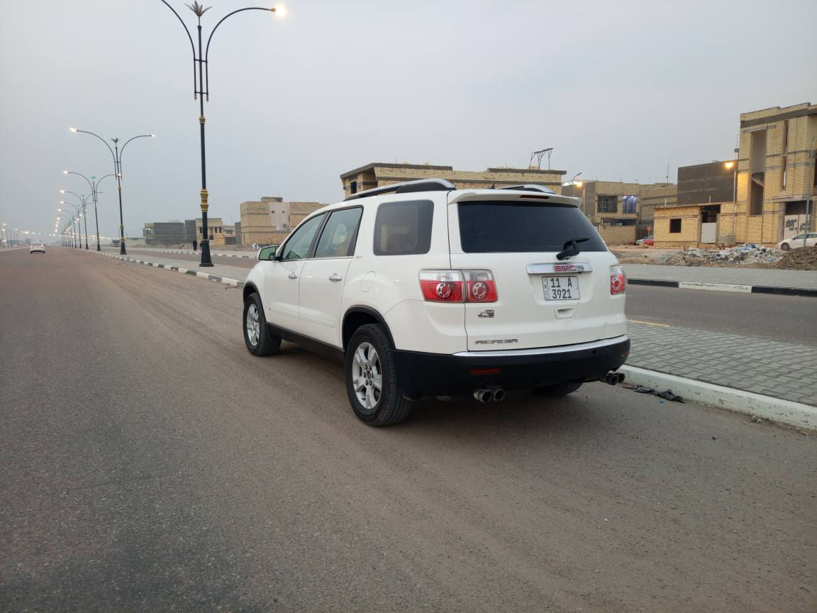 جمسي اكاديا 2009وار خليجي بسمي محرك كير حداديه كله جديد سياره كفاله عامه ماعده قطعتين صبق بدون ضربه سياره فول مواصفات فتحتين تحكم ستيرن اشاير بل مرايه جنطه كهربائيه داخل مشمشي 7راكب تبريد 3قطع  رقم بغداد الجديد مكانه بصره سعرها ،75وبيه مجال بصيط ***********مكلف بل نشر رجان البصرة, العراق
