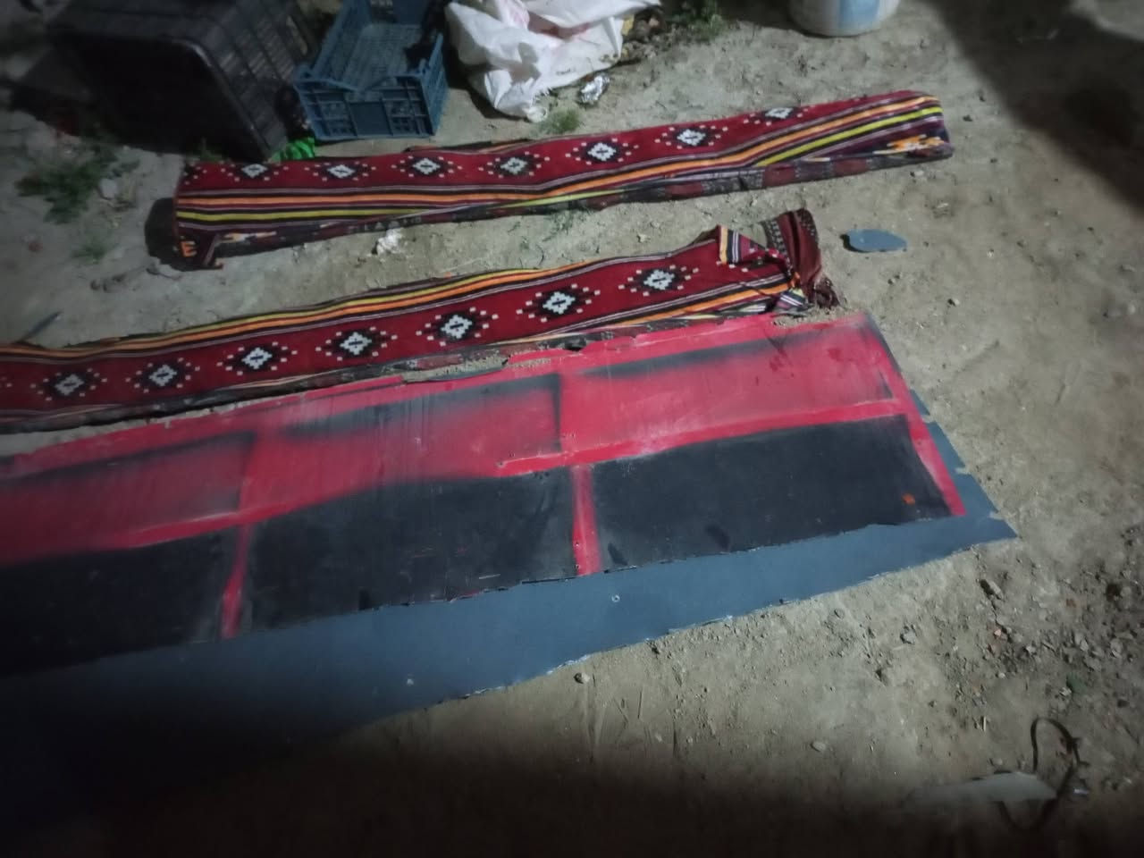 سقيفه ستوته كامله للبيع معا تجوات معا كابون تغليف صفاحي  مكاني الهوير *********** سعرها ٨٠ الف
