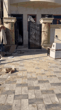 بيت للايجار • ١٠٠م • قرب جامع الثقلين