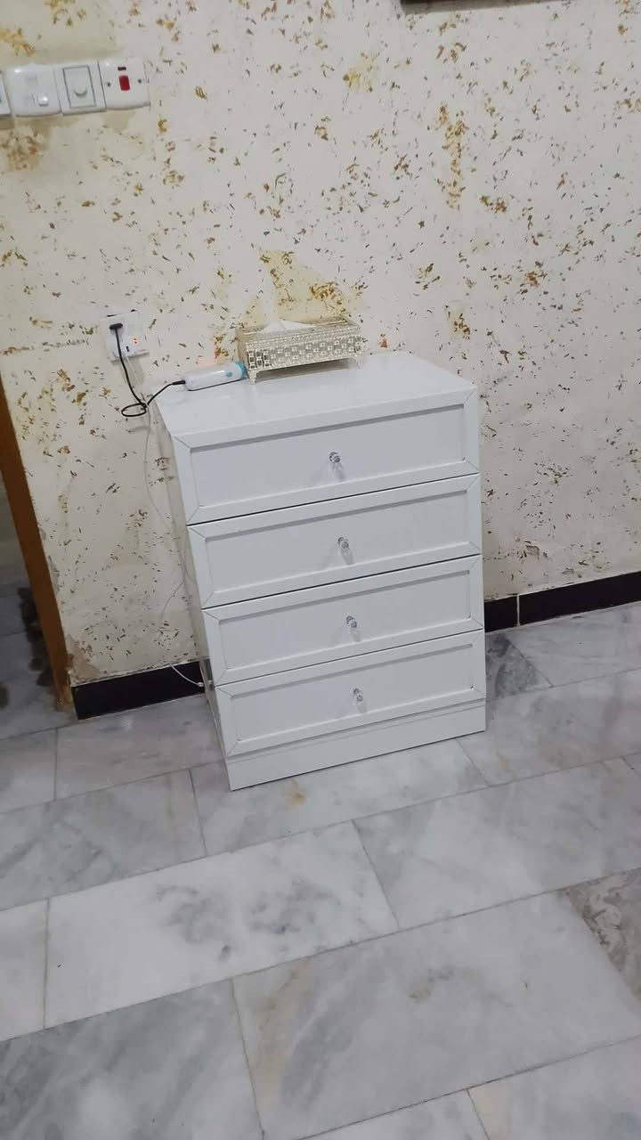 للبيع غرفة تركية سعر 800 المكان بغداد حي الحسين ***********
