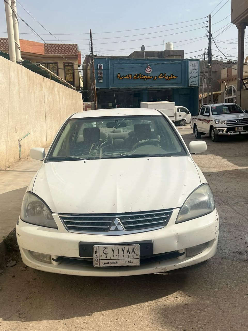 السلام عليكم جميعاً 
لانسر بومة
٢٠٠٩ 
مكينة ٢٠٠٠ كير ومكينة خير من الله 
تبريد منظومه جديده  تدفئة خير من الله
تخم تاير جديد
سياره مفوله تاخذها وتندعيلي 
بيها بنيد مبدل وجاملغ الامامي فقط بارد مو حيل معدل 
مكفوله من الصبغ 
السعر ٧٠$ وبي مجال حك الجيه 
***********
