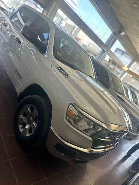 دوج رام 4x4 RAM
موديل 2023 
مواصفات بك هورن 
باب كبير بودي قصير 
شاشه وسطية
حساس امامي و خلفي
كشنات تدفئه و كهربائي
تشغيل عن بعد
محرك  6 سلندر ايتورك نظام تقليل وقود
 دفع رباعي4x4   
ماشي 43mi
سيارة بجم كبس شبر من جاملغ خلفي تكحيل
بدون دواخل وايرباك
رقم كاتي موقت تترقم شمالي

سعر. 283ومجال

1C6RRFFGXPN685505

***********
