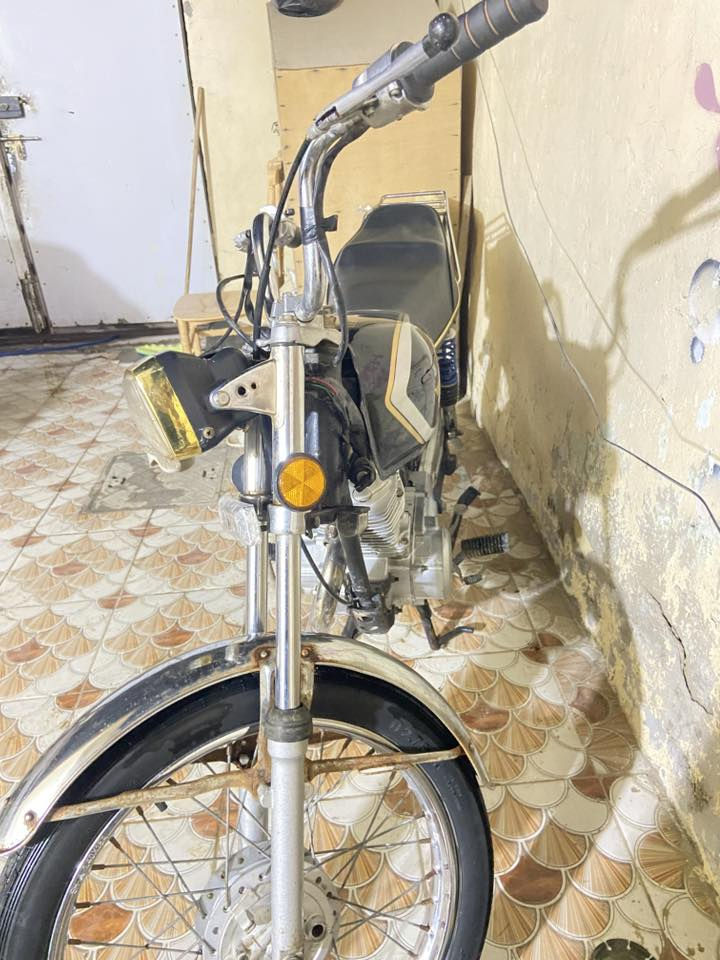 NMI كلك
المكان : الديوانية شارع الوگفة القديم 
السعر : 450 قفلها ما تنزل 
متواجد فقط واتساب 
***********
كفالة من السرقة .
