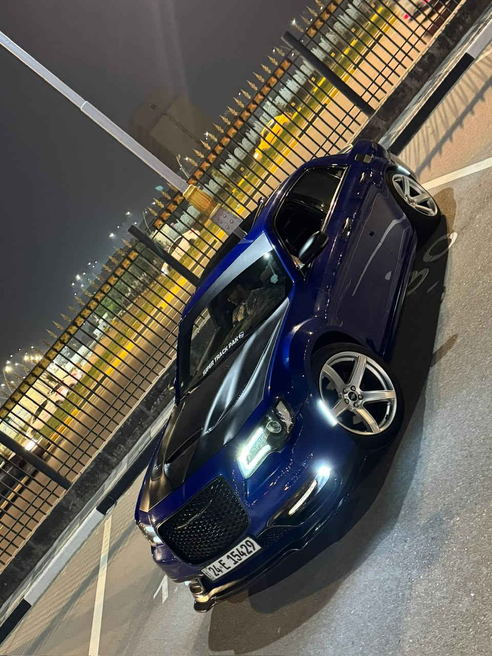 كرايسلر 300s
السلام عليكم اوباما S300 2018 فول مواصفات رقم دهوك هزة وسنوية وارقام جدد تحويل او وكالة
مواصفات //
V6
بانوراما
شفتات سترين 
كشنات جلد
رادار جانبي
تحكمات
شاشة كبيرة
دمام
حساس امامي خلفي
فجوج + مهبطه تهبيط يموت
ملاحظة / السيارة كندي بيها كلير جاملغين امامي بدون فتح 
ماشيه 84 ميل 

ملاحضه: بنيد الأصلي موجود
مكان السيارة بصره
للستفسار (*********** ) فقط واتساب
