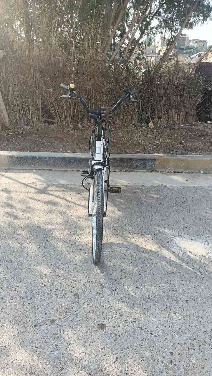 *********** بايسكل حجم 26 بناتي والسعر على الخاص ولا يريد يخابرنا هذا الرقم واهلا وسه
