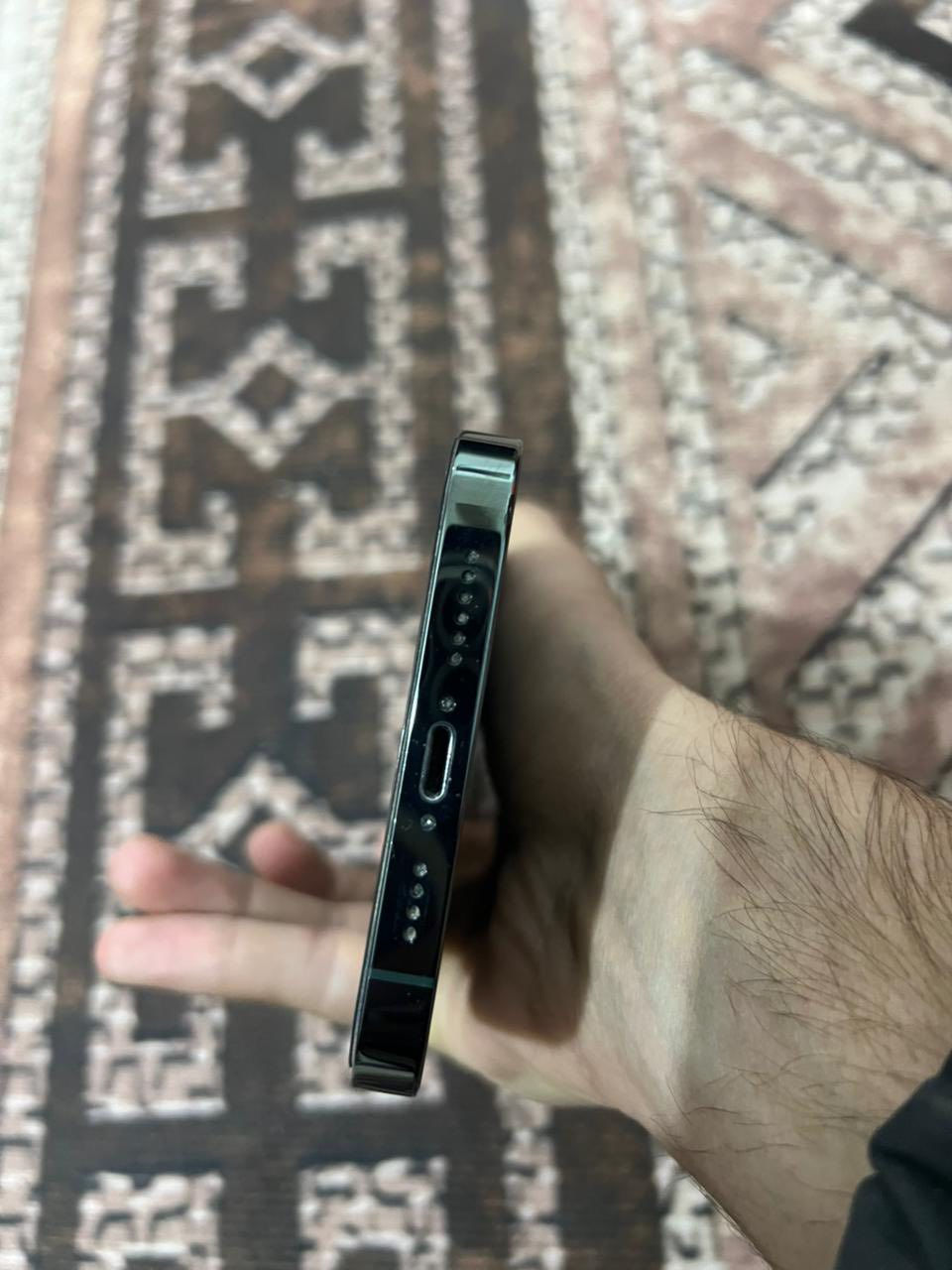 اللبيع يفون 13برو ماكس 
لون مميز
ذاكره 512
بطاريه 85
نضافه 100
شخط مابيه وين ماتريد افحصه 
المكان العماره ***********
