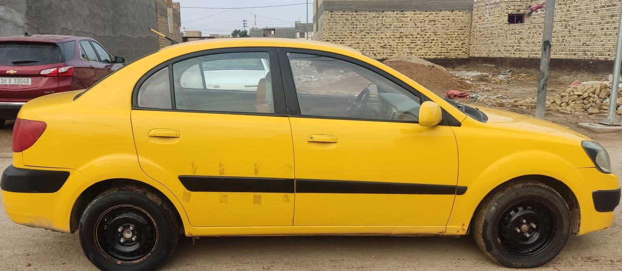 السلام عليكم كيا ريو موديل ٢٠٠٨ خليجي  كير اوتو محرك ١٦٠٠ السيارة جديدة محرك كير حدادية كلة على الفحص رقم قادسية دولي السيارة جاهزة هيئة مصفرة مكاني ديوانية  السعر ٧٨ وبيه مجال***********
