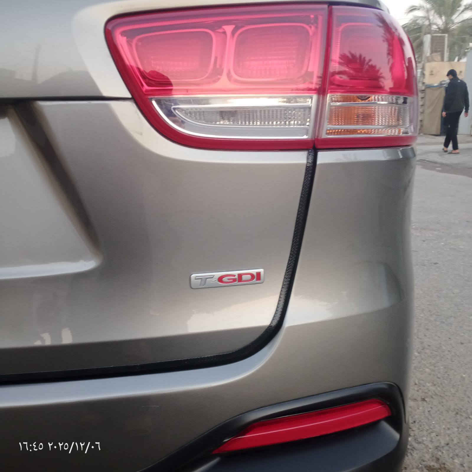 سلام عليكم 
سيارة سورنتو واردامريكي رقم بغداد حجم المحرك4تيربو ق مع الصور كيرمحرك كفاله عامه مكان سيارة ميسان المجرالكبيرسيارة نص،فول سعر185بيه مجال رقمسونارمرف الهاتف*********** او(امراوس سيارة اوبامه)
