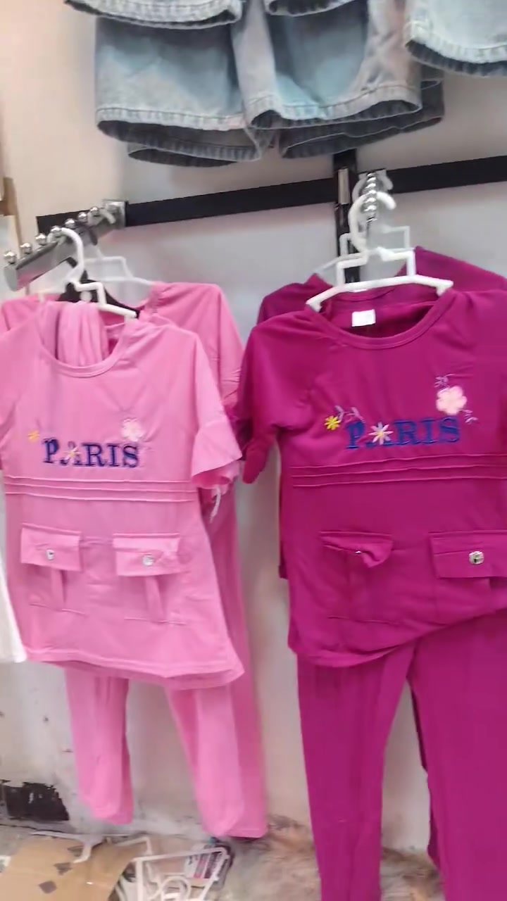 دلّل طفلك بأجمل الإطلالات وبأقوى العروض من محل الشمري لملابس الأطفال! 👶✨
​لأن أناقة أطفالكم تهمنا، جهزنا لكم عرض خاص ومميز يكسر الأسعار:
​تراكات أطفال تجنن بسعر 5,000 دينار فقط! 💸
​وتراكات توب بسعر 7,000 دينار فقط! 💸
​خامات مريحة، ألوان صيفية مبهجة، وموديلات تناسب كل الأعمار وبأسعار تنافسية ما تلخص!
​📍 العنوان: الرمادي - شارع خاشع - أول فرع جهة اليسار (قرب محلات الشمري للتسوق المنزلي).
​حياكم الله، تنورونا بأي وقت وفرحة أطفالكم علينا!


**إذا كنت صاحب هذا الإعلان وتريد حذفه لأي سبب، رجاءا أرسل رسالة إلى الدعم الفني**