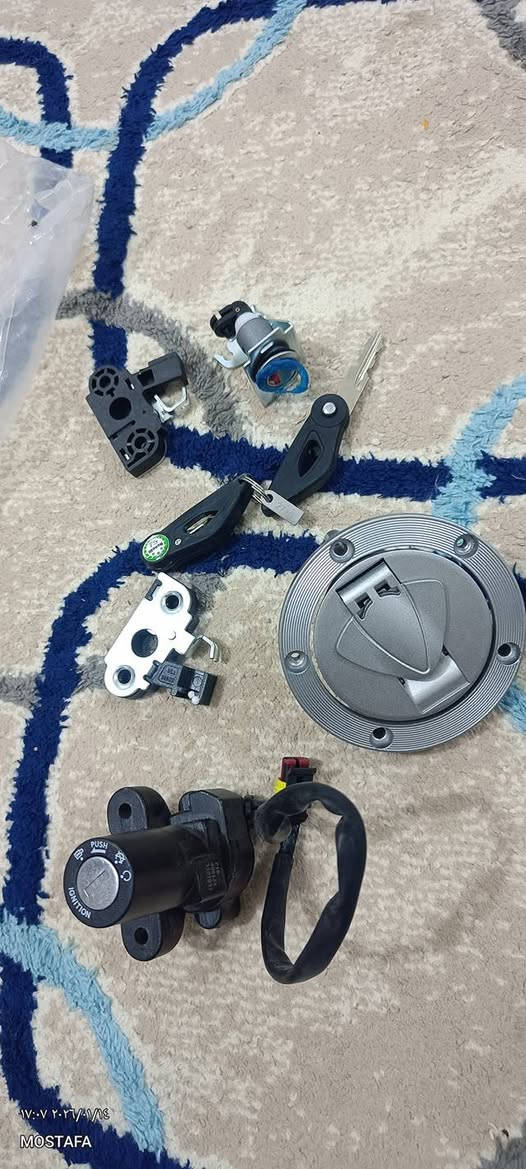 قبق تانكي مع جوزه مع كافة الملحقات مال امازون اوربي اصلي الي يفيدنه يكتبلي سعر وياخذهن ***********
