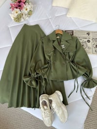 قميص • تنورة • مقاسات ٣٨-٤٨