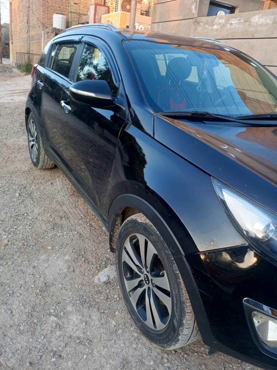 سلام عليكم للبيع 
كيا. سبورتج موديل 12
وارد أمريكي حادث جاملغ خلفي الأيسر وبنيد 
مكينه 2400
رقم بغداد جديد 
سياره جاهزه من كلشي مابيه اي نقص 
مكاني بغداد 
الاتصال عل رقم 
***********
سونار السياره موجود
