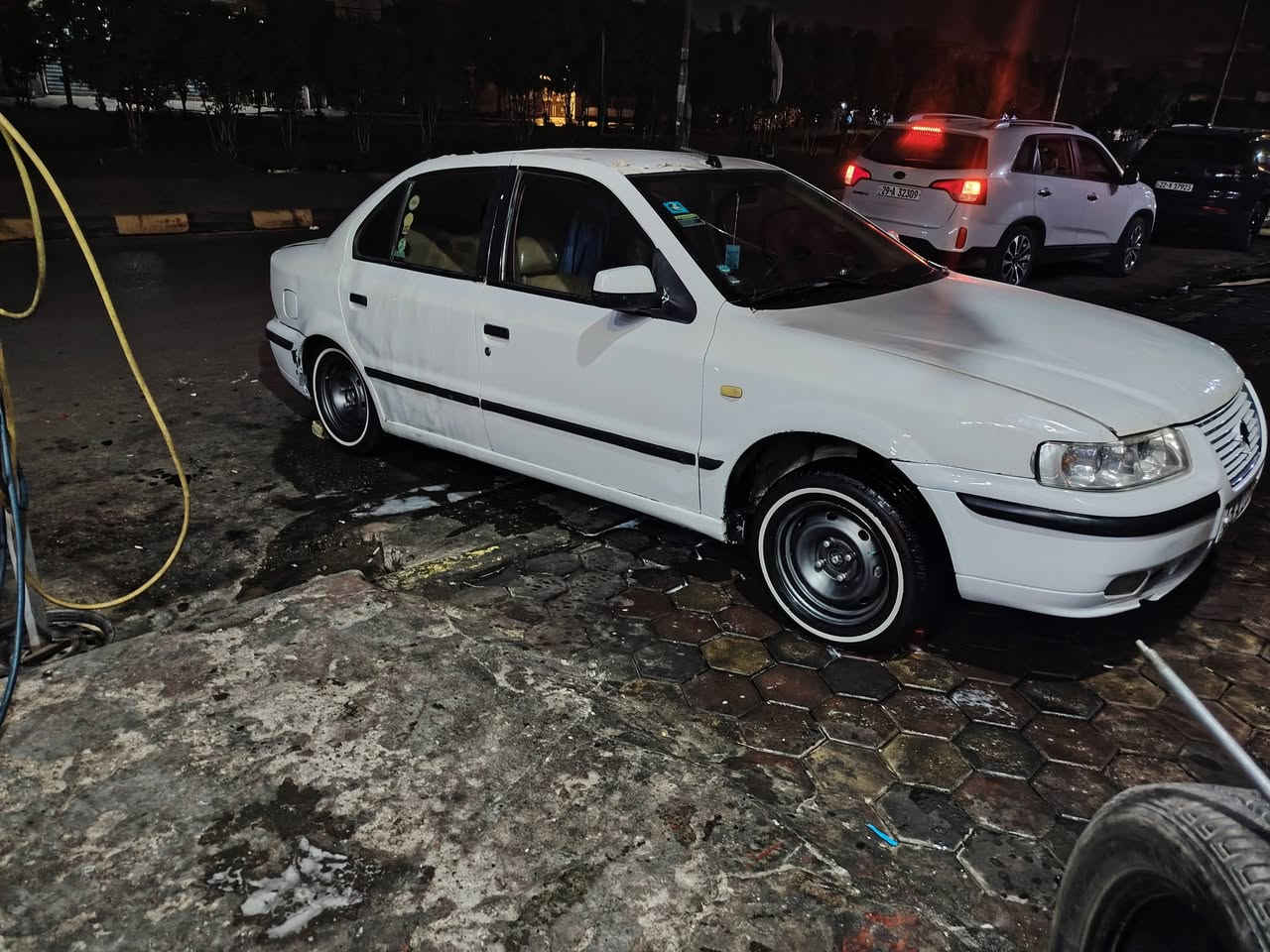 سمند 2010 رقم قادسيه دولي كير مكينه تخم تاير حداديه دوشمه عام سفاري شاشه تاب تبريد سياره جاهزه  السعر ٣٥ وبيه مجال ثاني يوم التحويل 
مكانه عزيزيه ***********
