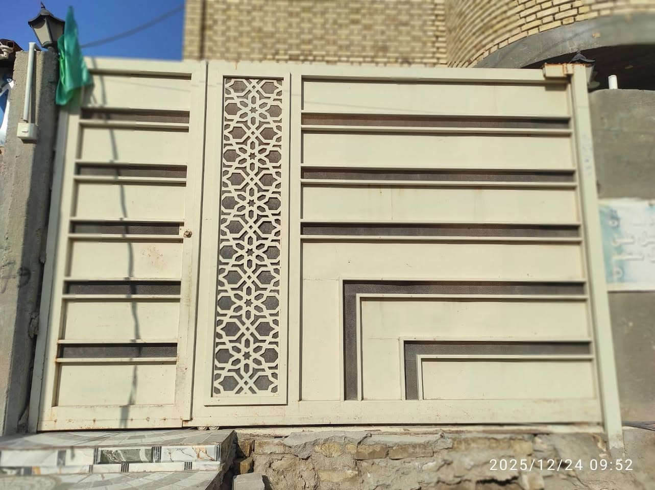 السلام عليكم 
باب تفصال مديل جديد وشكل هندسي مع فتحه cnc حديد ثقيل للبيع 
عرض الطلاكه المتحركه مترين ونص
وارتفاعها مترين و15سم 
والطلاكه الثابته عرضها 80 سم
ونفس الارتفاع 
السعر الي رايد يشتري يراسل على الخاص مفتوح** البيع مستعجل


**إذا كنت صاحب هذا الإعلان وتريد حذفه لأي سبب، رجاءا أرسل رسالة إلى الدعم الفني**