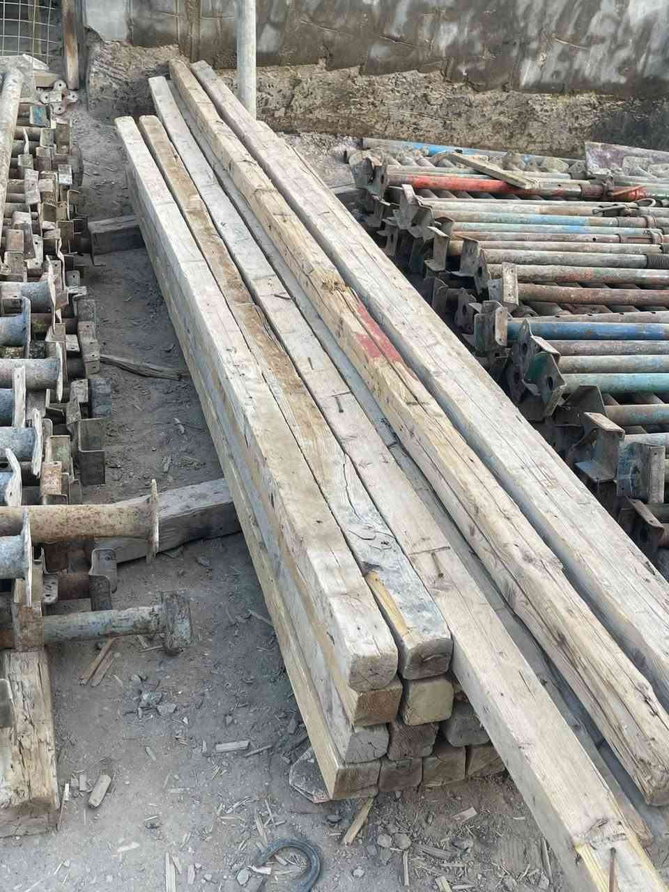 السلام عليكم سير 3*3و4*4و2*4 نضيف جميع  القياسات العنوان  بابل بسعر مناسب ***********
