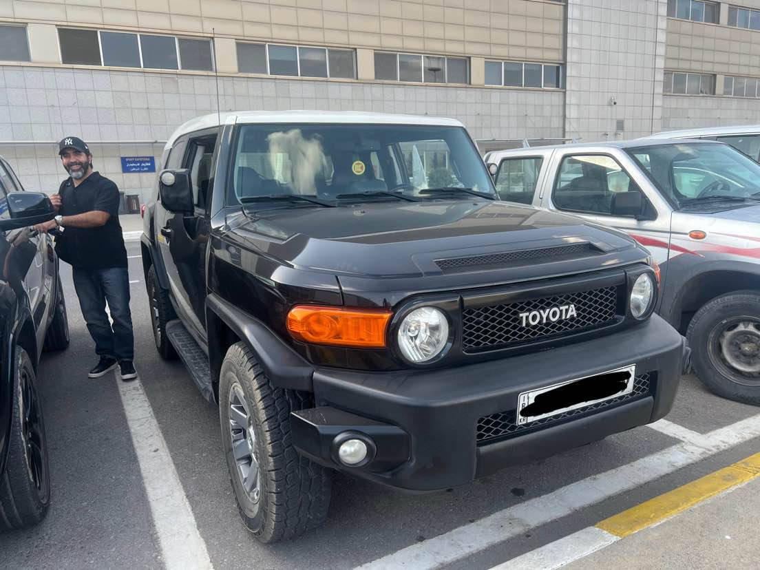 Toyota fj 2016 
دعامي بو دعامي بي بوياغ بي تعديل 
١٩٠ كم روشتووه 
گير و مكينه ي به شه رت 
به شه رت offrod پي نه كراوه 
تعويل و غرامات به شه رت 
چه مچه و چمبه ري شريكه له گه له 
لايت بيلاديه 
سعري ٢٦٥$ مجال 
ئه گه ر مشتري په يوه ندي بكه به *********** أربيل, العراق
