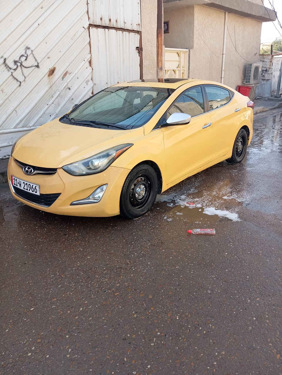 النترا موديل 2015 هذا السونار موجود السياره نضيفه وباسمي تحويل ثاني يوم رقم صاحب السياره ***********
