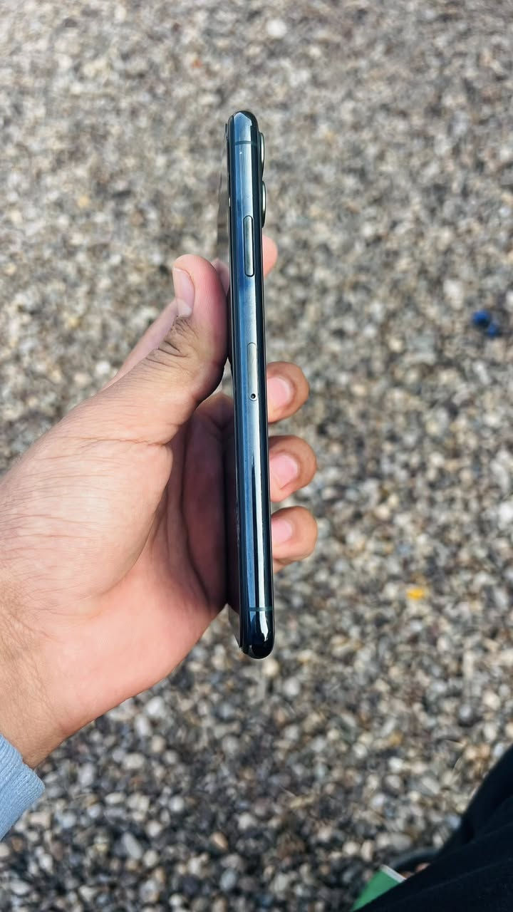 ايفون 11 برو ماكس 256 جهاز نظيف وشغال بدون اي عيب فقط مبدل شاشه بلادية مال جهاز ومبدله بطارية دراغون الاصلية كلش ممتازه رايده ب225 الف **


**إذا كنت صاحب هذا الإعلان وتريد حذفه لأي سبب، رجاءا أرسل رسالة إلى الدعم الفني**