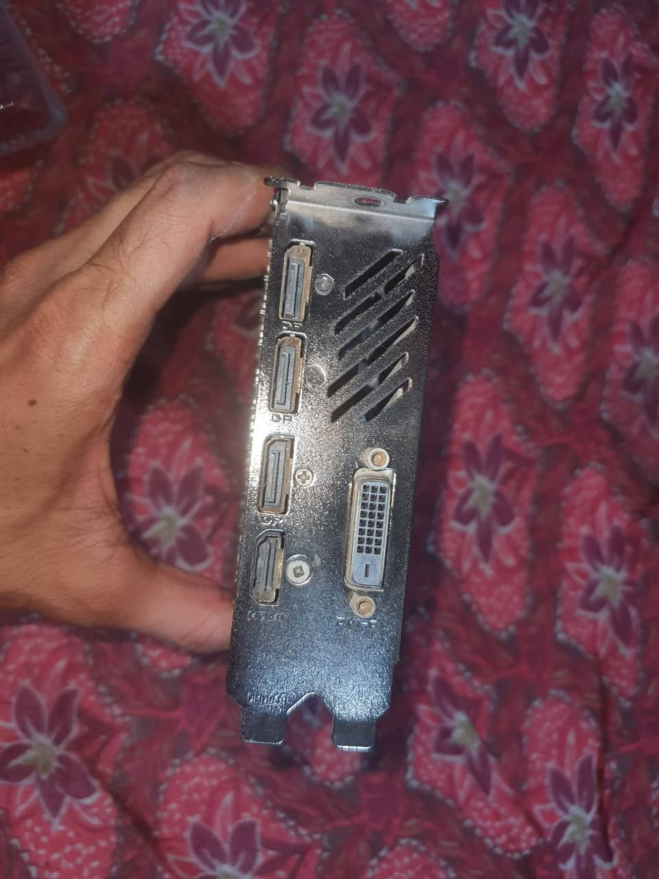 اسلاام عليكم عندي rx 580 براند كيكابايت معروف لا معدن ولا صيني ضمان 8gb رام كل العاب يشغله حته لحديثه بيهه ال fsr )((((قفله ١٠٠ بدون عمله مكاني بغداد اعضميه ماعندي توصيل))))


**إذا كنت صاحب هذا الإعلان وتريد حذفه لأي سبب، رجاءا أرسل رسالة إلى الدعم الفني**