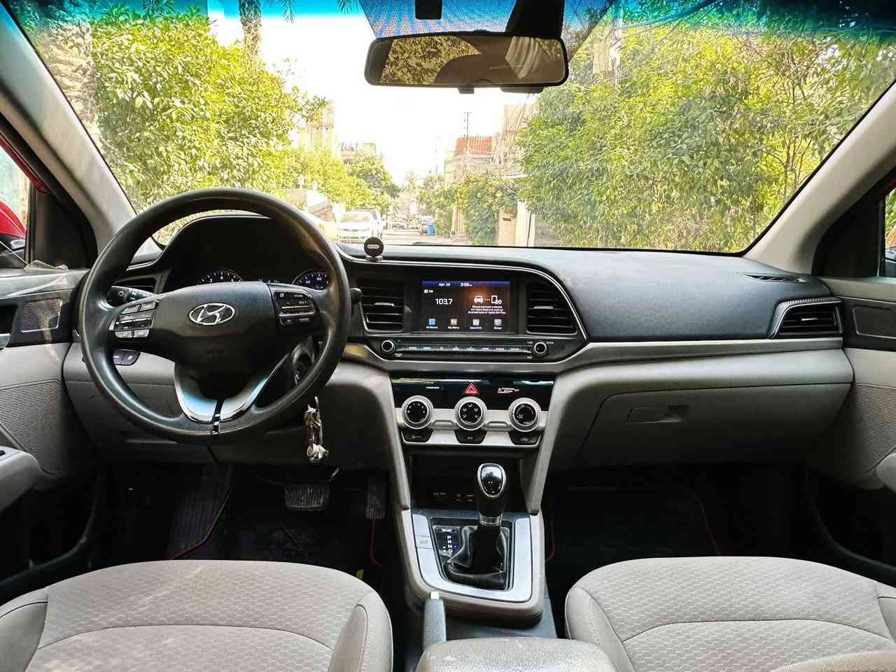 النترا 2019 وارد امريكي حادث جاملغ ونفسة مصلح بارد الباقي كفالة عامة السيارة جاهزة وخير من الله سيارة مال بيت وما متعوبة باسمي تحويل ثاني يوم السعر 138 ورقة وبيها مجال 
بسيط ***********
مكاني بغداد الحرية
