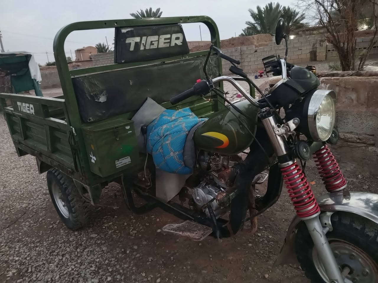 اسلام عليكم يوجد ستوته موديل 2020 شرط الشاصي ولحيم الرگبه كهربائيات بيه فقط دشلي الثالث عاطل والباقي شرط المكان ناحية الزاب السعر 850 وبيهه مجال للاستفسار الاتصال على الرقم ***********
