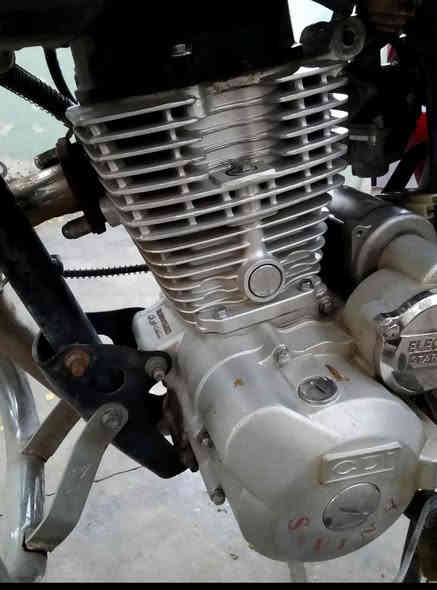 السلام عليكم موطور سيفان للبيع نضيف كلش كلش متلكه بنضافته ابد أوراق اصولي 6 اوراق مدفوع كمرك ومحرك كشر كله كامل دراجه خير من الله دبلات جدد ماصده جديده دشبول جديد ومع اشاير تايرات جدد محرك سبانه ممدوده عليه مكاني ديالى شهربان سعره 375 وبي مجال رقمي***********
