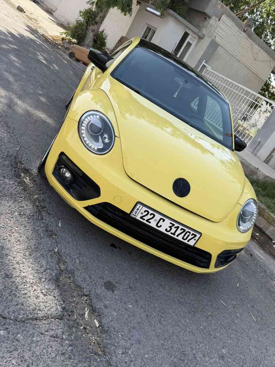 volkswagen bettle
٢ پارچەی پشتەوەی هەیە بێ ژۆری بێ ئرباک سەیارەکە فولە بەس پانۆراما نیە مەکینەی کرایتەوە بەس بە شەرت حەیبی نەبێ گیرو تەبریت بە شەرت سەعری ٩٥ وەرەقەو مەجال شوێن هەولێر  whatsApp ***********
