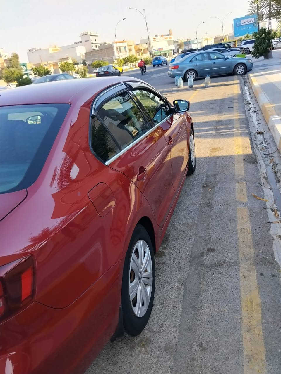 موديل 17 وارد كندي كير محرك تبريد باتري كله بشرط سياره ربع متصرف عليها سعر 120 وبيها مجال وبيها دفتر بانزين ضرر راس البنيد فقط ماشية 86 ميل السيارة مكانها كركوك
*********** 
موديل 17 وارد كندي كير محرك تبريد باتري كله بشرط سياره ربع متصرف عليها سعر 120 وبيها مجال وبيها دفتر بانزين ضرر راس البنيد فقط ماشية 86 ميل السيارة مكانها كركوك
