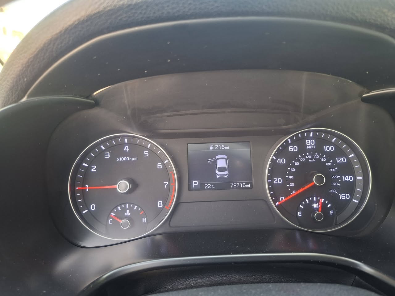 فورتي 2020 للبيع فقط حادثهة جاملغ امامي فقط  ايرباك استيرن طاك لباقي كله مبي شي سياره كل نقص مبيهة سعرها 135  ***********
