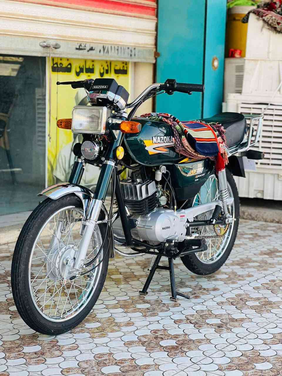 السلام عليكم دراجه ساسوكي دراجه نضيفه جديده 2026 اوراق كامله السعر 900 وبيها مجال الون زيتوني المكان كربلاء طوريج الرجيبه ـــ, ***********
