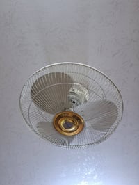 بغداد الجديدة • ثريات ٢ • شاشة مكسورة