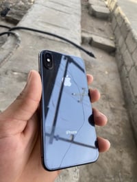 آيفون X • ٦٤ • شاشه مبدله