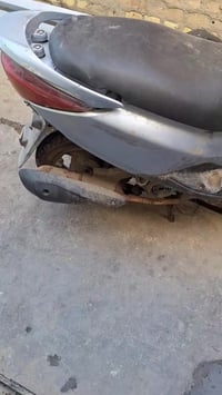 دراجه بريزللبيع شغاله    ٠٧٧٠٠٣٨٣٤٩٠