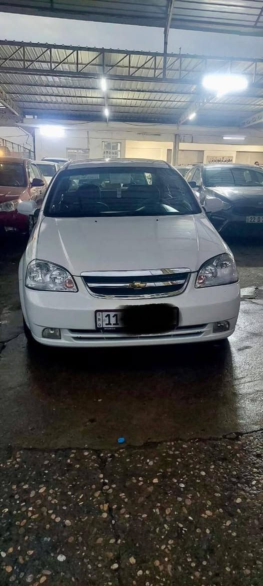 سيارة للبيع اوبترا 2005 بيضاء كير عادي محرك كير تبريد شرط 4 قطع صبغ نظيفة ماناقصها شي بأسمي السعر 67 ورقة للتواصل خاص او على الرقم *********** موصل, نينوى
