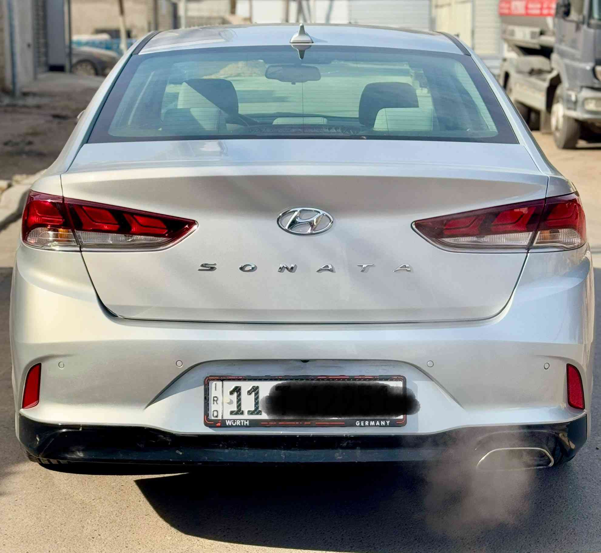 سلام عليكم سوناته 2019وارد امريكي حادث جاملغ فقط بدون ايرباك مكينه 2400 رقم بغداد الجديد ماشيه 45 السياره فول عدا السلايت بصمه +بصمه ابواب +كرسي كهرباء+حساسات +تحكمات استيرن+تدفئه كشنات+رادار جوانب +رادار خلفي+كامره بعد هواي مواصفات بيهه 
السياره جاهزه مناقصهه ايشي سونار وصور الحادث مرفوقه بلمنشور مكان السياره بغداد المنصور 
السعر 15000$بي مجال بسيط 
رقمي ***********
