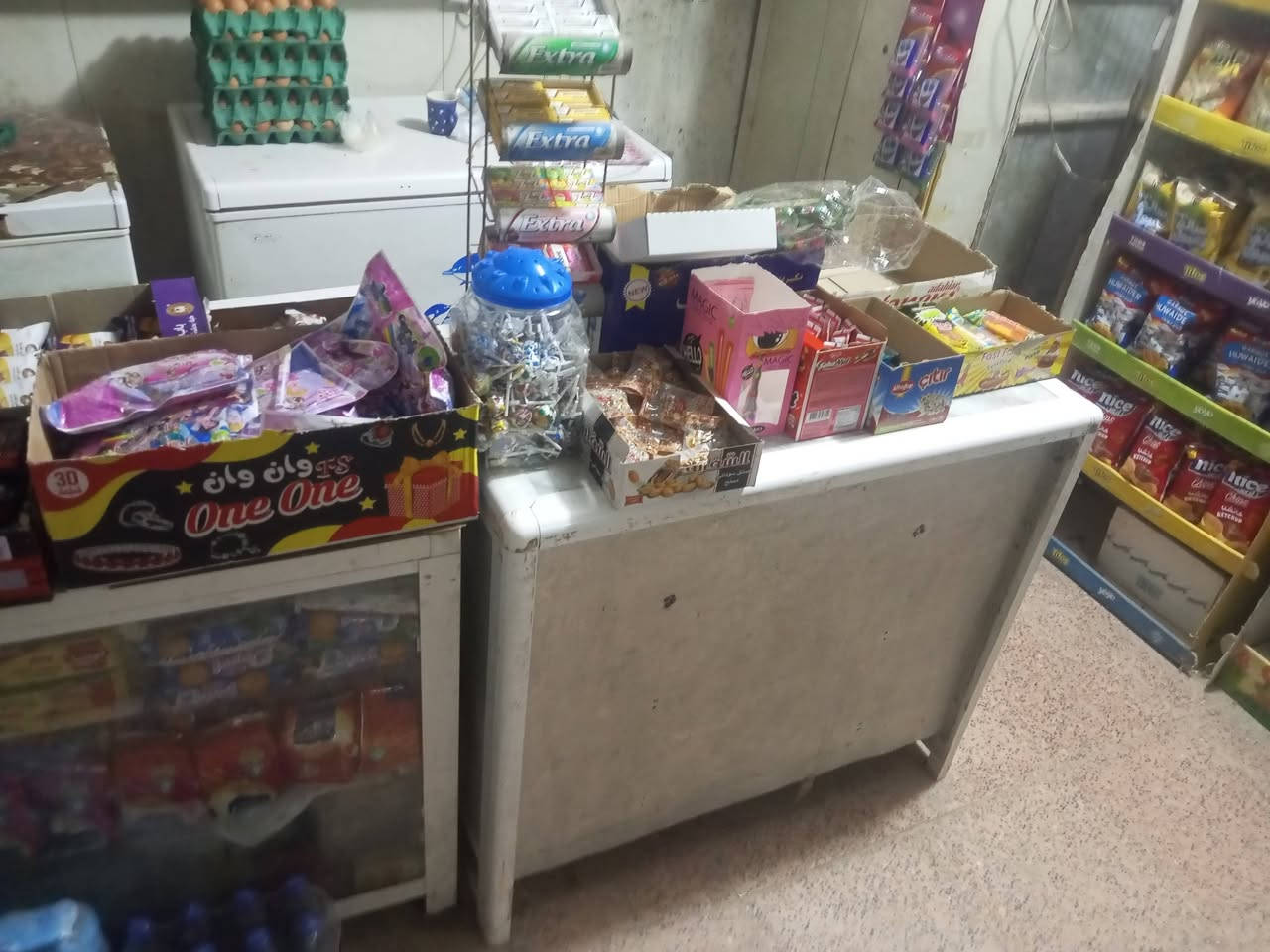 اسواق للبيع كامله شغاله وخير من الله مع 3 عارضات 2 مجمدات وسبلت 2طن النجف حي النداء الاستفسار خاص موجود واتساب ***********
