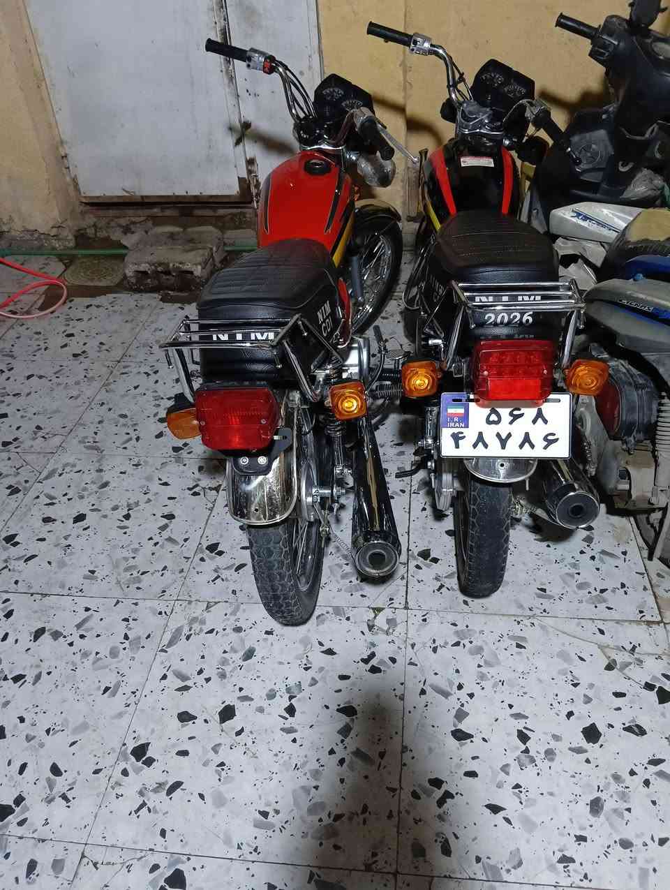 سلام عليكم هلا حبابيبي نامه 26 كفاله عامه من كلشي برغي ممفتوح بيهه اورق سكنر جاهزه من كلشي معوزهه اي شي ممفتوح سبانه ممدود عليهه كفاله عامه اعيد واكرر كفالهه لون احمر صارلهه شهرين ونص من طالعه من المعرض 

-/ نامه 27 شبه شلامجه وكيل ابو سكينه شاصي رفيع 3احرف كفاله كذالك كلهه شغاله من فولك لجوه كلشي منقصهه 
درجه كفاله عامه من كلشي اورق سكنر لون اسود صارلهه شهرين من طالعه من المعرض 
مكاني كربلاء حي العسكري جامع ال عمران 
*********** اتصل وبيك خير وتدلل
