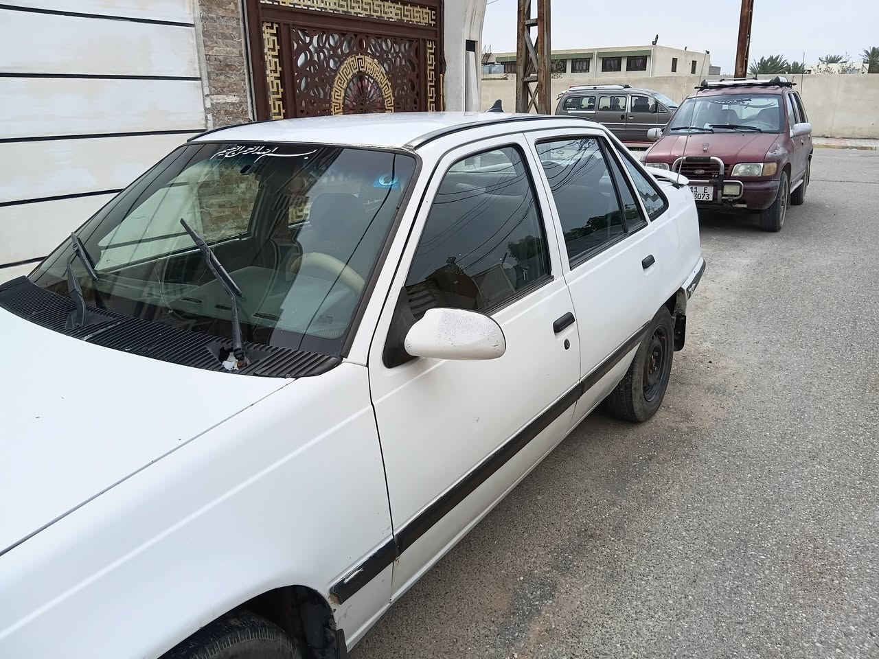 ديو

 دايو لمنس كيرمحرك ضمان كشر نضيف  اخياس ماكو كهربائيات كلها شغاله تدفئة شغاله تبريد بس كمبريسرنقصها السعر 24 وبيها مجال ***********
