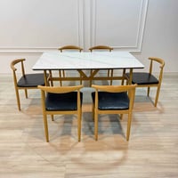 ميز طعام • ٢٤٠