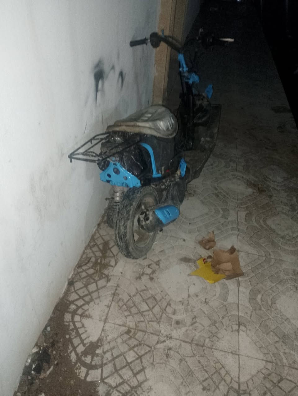 ماطور للبيع بزون شاصي شراط مكينه  مرا وحدا مفتوحه صوت اكسن مابي  تواير جدد تحريكه معدل نار بل حقيقه بعد احلا قفلو 125ماعجبك لاتكسر بي


**إذا كنت صاحب هذا الإعلان وتريد حذفه لأي سبب، رجاءا أرسل رسالة إلى الدعم الفني**