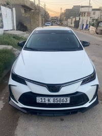كورلا هايبرد الشكل الخليجي ماشيه ١٧ الف مكفوله كفاله عامه فقط شخط للصف...