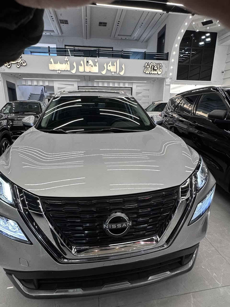 نيسان روج موديل ٢٠٢٣ مواصفات SL فول فول ماشية ١٦ الف سيارة كلين بدون صبغ بدون تعديل بدون رقم شانصي موجود ايرباك سعر ١٨٨ ورقة مكان السيارة اربيل *********** آسيا *********** كورك
