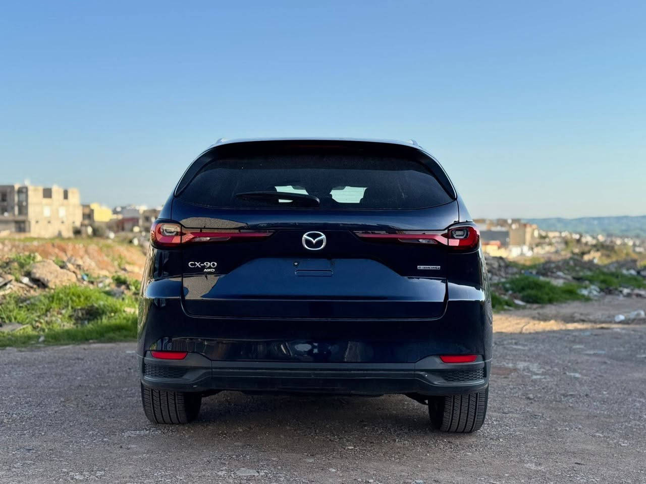 MAZDA _ CX90
هیچی نیە تەنیا دحامیەکە بویاغە 
ئرباگ تەنیا ستئرن سیستەمە
6 سلندر بلەکین هایبرئد
7 نەفەری .... 3 مقعد
سعر 215 مجال
موبایل *********** اكر, نينوى
