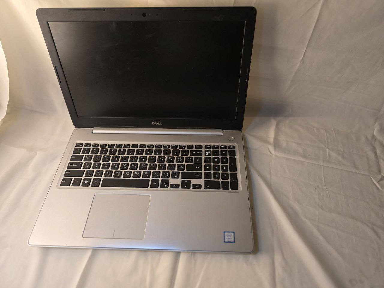 لابتوب للبيع نضيف جدا المواصفات👇🏻
معالج: core i5 8250U🪄

رام:8g ddr4🎬

تخزين:m.2 256📽️

كارت شاشة: داخلي 4gb🎥

_____________________

الابتوب استخدام شخصي فقط تصميم🖨️

واداء جيد جدا💯

يجي منصب بي ويندوز 10 وبرامج تصميم🖥️

وانزلك اي برنامج تصميم حسب طلبك💿

والسعر...330الف فقط وبي مجال 👌🏻

يوجد توصيل لجميع محافضات العراق


**إذا كنت صاحب هذا الإعلان وتريد حذفه لأي سبب، رجاءا أرسل رسالة إلى الدعم الفني**