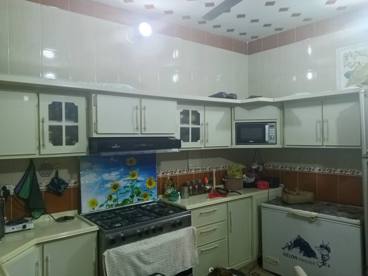 على بركة الله ...
بيت للبيع المساحه 130متر 
جنس العقار طابو زراعي 
الموقع بعقوبه بهرز حي القادسيه 
الشارع العريض    الاتصال ع
***********
