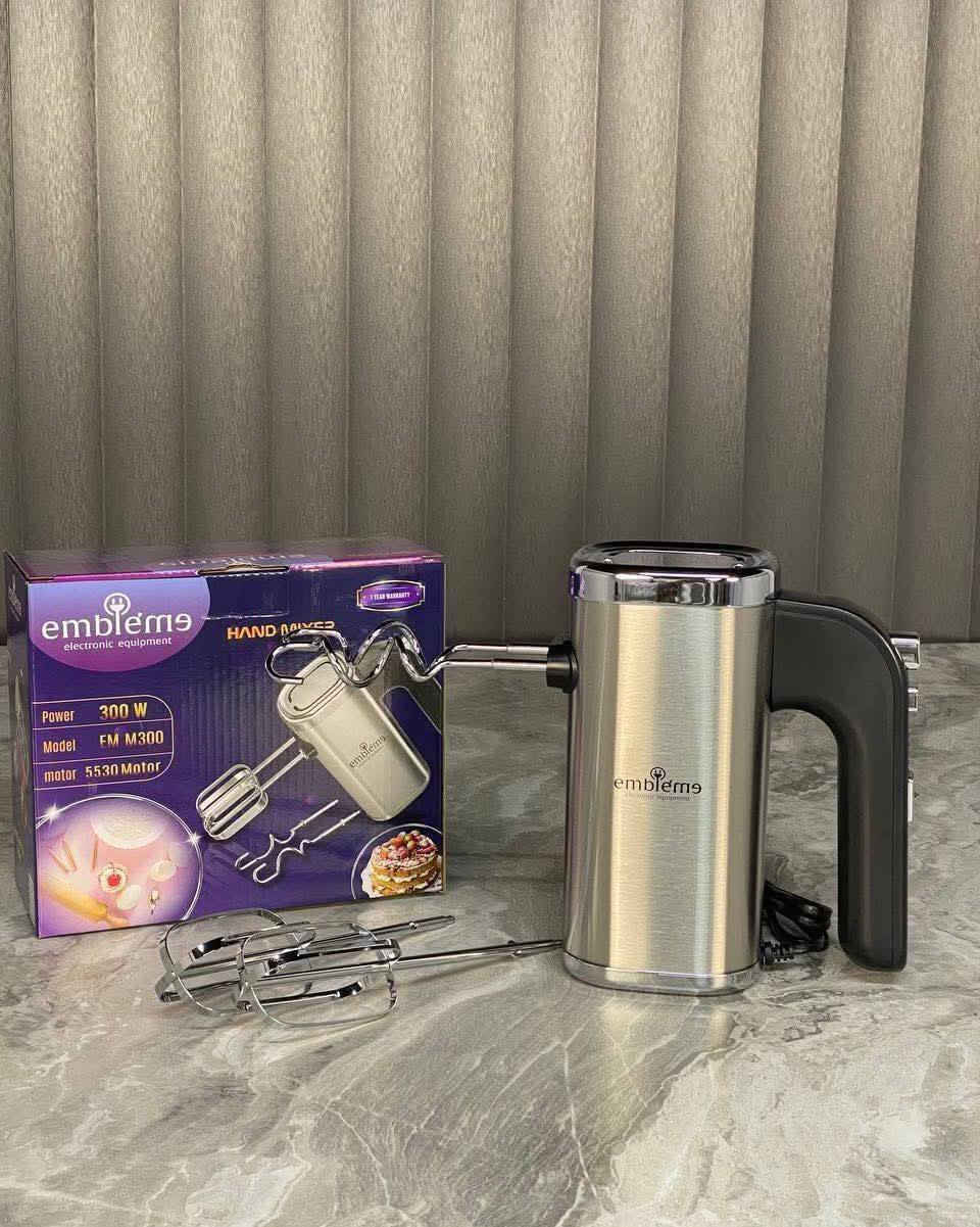 صباح الخير والعافية متابعينا الغوالي وفرنالكم 👇🏻👇🏻👇🏻

خفاقة إمبليوم – الاختيار المثالي لكل مطبخ!
الاصدار الجديد 🇩🇪💯
المميزات:
 • حجم كبير لسهولة الاستخدام.
 • غلاف خارجي من الستانلس ستيل عالي الجودة – متين وأنيق.
 • 4 ملحقات متعددة الاستخدام للخفق والعجن.
 • ماطور قوي مع ملف نحاس لضمان الأداء العالي وطول العمر.
 • 5 سرعات لتلبية جميع احتياجاتك في المطبخ.
 • قدرة حقيقية: 300 واط.
• متانة وقدرة عالية تختلف عن باقي الانواع 

 
للحجز والأستفسار مراسلتنا 📩📨 
او الاتصال ***********
التوصيل لجميع المحافظات 🚚🚚
