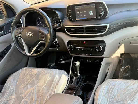 سلام عليكم.         158 وبيه مجال 
هونداي توسان
2021 بيه بنيد مبدل وكفاله لغود وشواصي 
وكفاله كير ومحرك حتى من الفتح والتبخير والتنقيص ولسياره باسمنه تحويل ثاني يوم السياره بنيد مبدل فقط ولجاملغات على البارد ما مبدلات السياره جاهزه من كول النواحي كير والمحرك والصدر والتبريد وتخم تاير ويل كب جديد يعني مابيه نقص وسياره ماشيه 49 الف ورقمه بغداد الجديد ولسياره فول نضافه وحتى الكاعيات مال الشركه بعدهن على الايلون ولسياره بلايلون 
مكانه بغداد الامين الثانيه وسعره ب158 وبيه مجال حك الجيه وما اعتقد تلكون هيجي نضافه ونص فول حتى نضام الفور ويل وهاذه رقمي بي واتساب ***********
