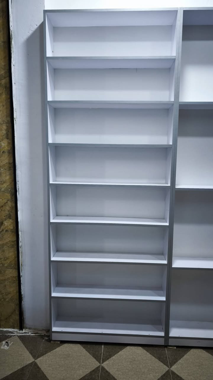 رةفه و ميزي دوكان بو فروشتن نوي لؤك
هةرزان و نوي
18 روز دروستكراوه
(10) رةفي 1 متر پاني 2م و نيو بةرزي
(2 )رةفي 1 متر و پاني بة 2٫80م بةرزي
(2 )ميزي ا مةتر بةرزي» 2 ٫م دريژي
50سم پاني
زم تلفون( *********** )
